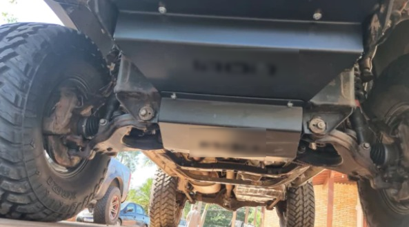 Peito de aço SW4 1992 A 2004