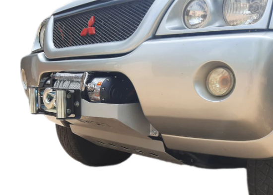 Base de guincho + Peito de aço L200 sport / outdoor 2004 a 2012