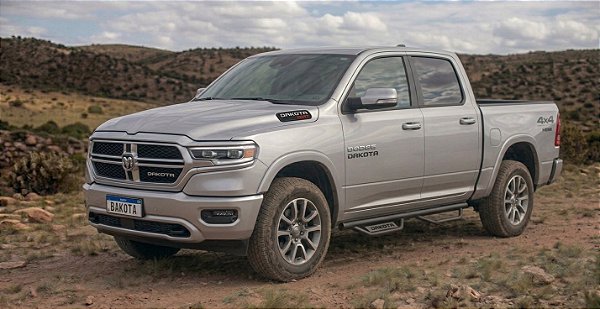 ESTRIBO TUBULAR TX - RAM DAKOTA 2026-2027