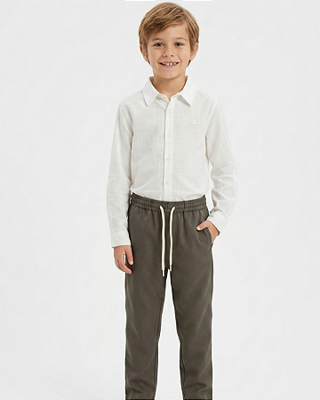 CONJ. CAMISA BRANCA E CALÇA ALFAIATARIA VERDE - FBR