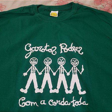 CAMISETA PUNK ROCK GAROTOS PODRES COM A CORDA TODA