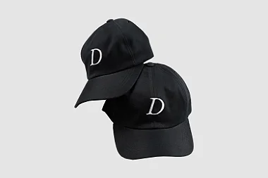 𝐃𝐀𝐃 𝐇𝐀𝐓 𝐃𝐎𝐌𝐄𝐍𝐈𝐂𝐀 𝐋𝐎𝐆𝐎 𝐁𝐋𝐀𝐂𝐊