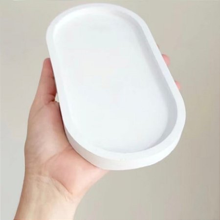 Bandeja oval 10x24 cm pó de mármore.