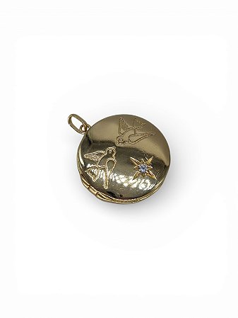 Pingente Relicário Pássaros Dourado