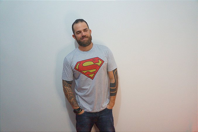 Camiseta Super Homem - ADULTO