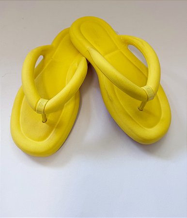 Chinelo pillow amarelo Melissa - tam 36