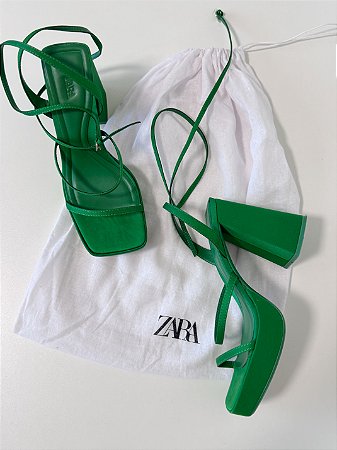 Sandália salto verde Zara - tam 356