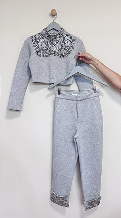 Conjunto cinza bordado Loft 747 - Tam PP