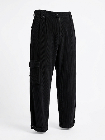 Calça cargo cotelê preta Pool - tam 48