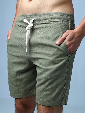 Short Linho Comfort Verde Militar