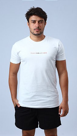 Camiseta Dream It