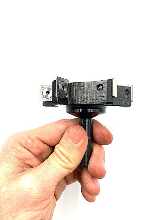 FRESA PARA PLAINAR TÁBUAS OU MESA SACRFÍCIO EM ROUTER CNC