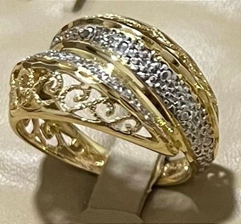 Anel com arabescos em ouro 18k amarelo e branco