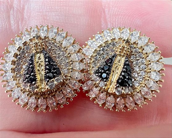 Brincos Nossa Senhora Aparecida em ouro 18k e zircônias