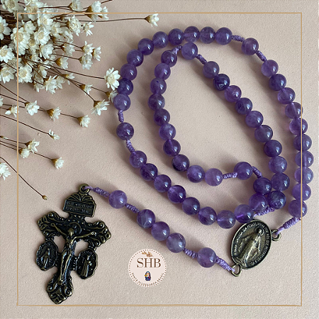 Terço com Medalha Nossa Senhora das Graças e o Crucifixo do Perdão em Ametista - 8mm
