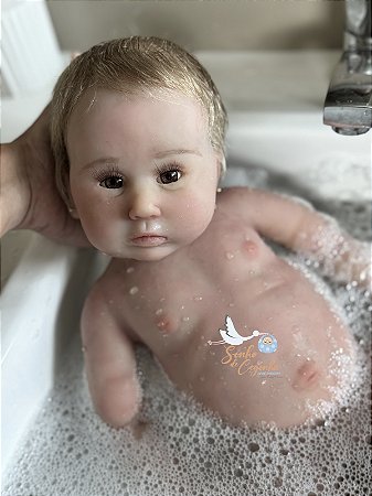 Bebê reborn silicone sólido Cecília