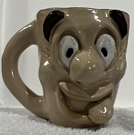 caneca sapequeia
