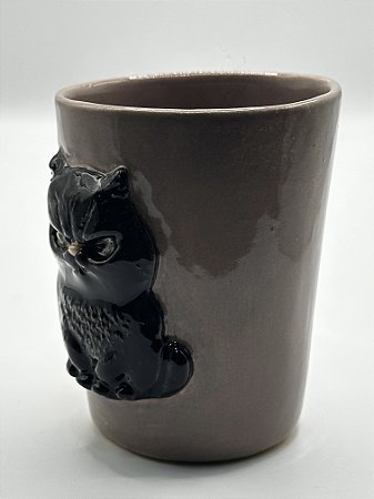 Caneca artesanal em cerâmica cavalo