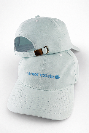 Boné " O amor existe" - Azul