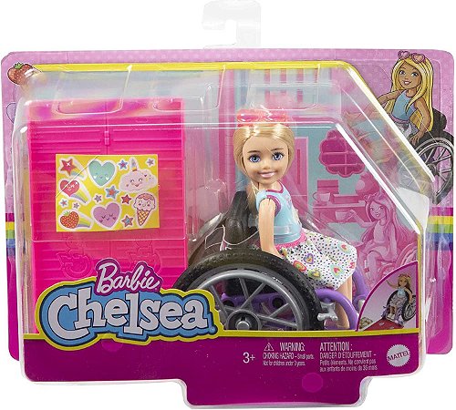Boneca Barbie Chelsea com Cadeira de Rodas Mattel HGP29