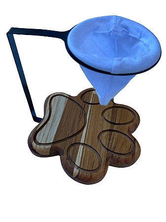 Coador De Café Para Estrada Portátil Formato de Pata Em Teca 172  Pelozatto