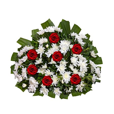 Tufo com Crisâtemos brancos, rosas vermelhas nacionais e Folhagem especial