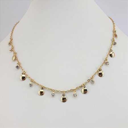 CHOKER FOLHEADO A OURO COM PENDURADOS E PEDRINHAS
