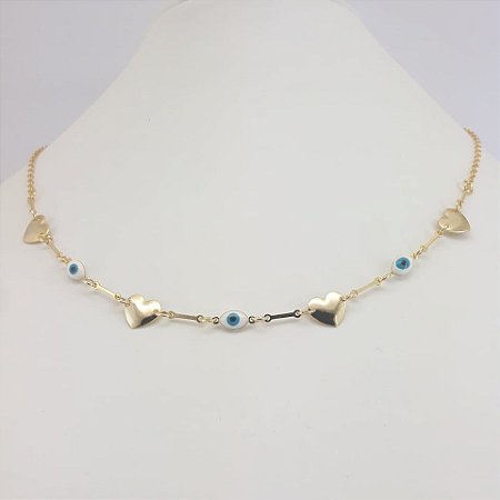 CHOKER FOLHEADO A OURO EM OLHO GREGO E CORAÇÕES