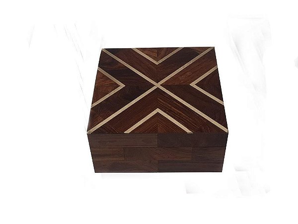 CAIXA DE MADEIRA MARCHETADA 15X15X8CM