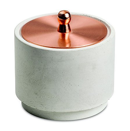 POTE EM CIMENTO E METAL