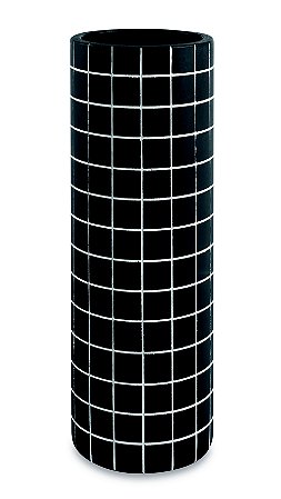 VASO PRETO EM CIMENTO