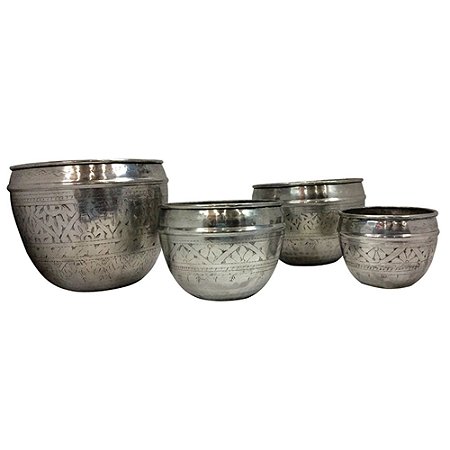 CL. DE 4 CAHEPOTS EM ALUMINIO PRATEADO PP 18CM | P 23CM |