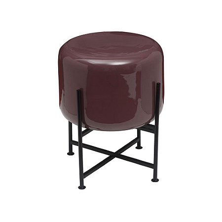 BANQUETA MARROM COM BASE DE METAL PRETA