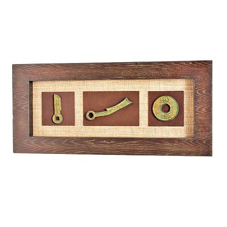 QUADRO COM PECA DECORATIVA- RETANGULAR