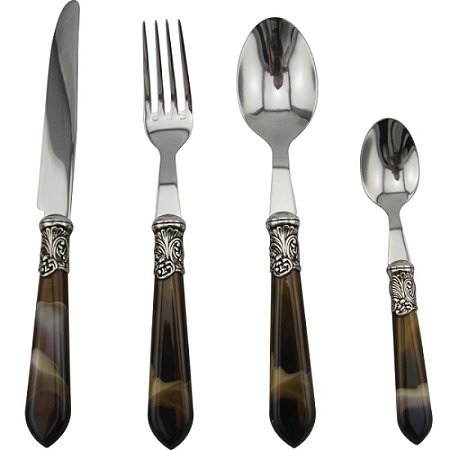 CJ DE FAQUEIROS COM 24 PCS