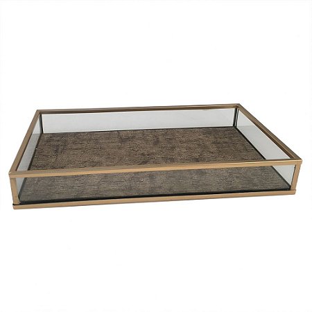 BANDEJA DE METAL E VIDRO MARROM, TRANSPARENTE E DOURADA