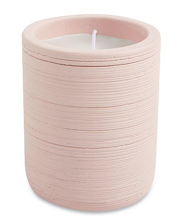 VELA COM SUPORTE EM CIMENTO