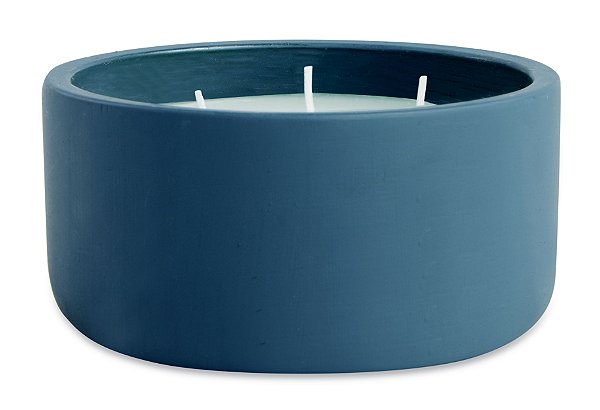 VELA COM SUPORTE EM CIMENTO