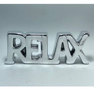 LETRAS DECORATIVAS CERÂMICA RELAX CAPSLOCK 19,5x3x7,5cm