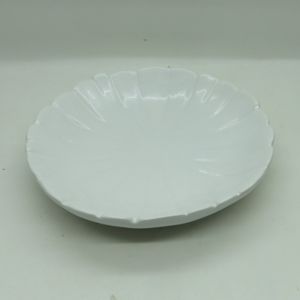 FOLHA DECORATIVA DE CERÂMICA BANANA LEAF BRANCO 16x16x3cm