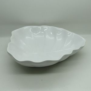 FOLHA DECORATIVA CERÂMICA BANANA LEAF BRANCO 23,5x22x6,5cm