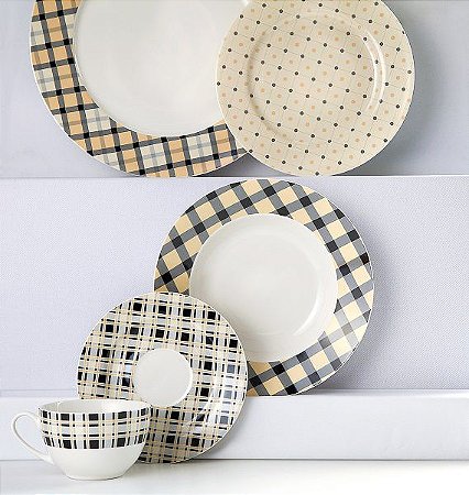 AP DE JANTAR 42 PCS DE PORCELANA NEW BONE CHINA CHESS