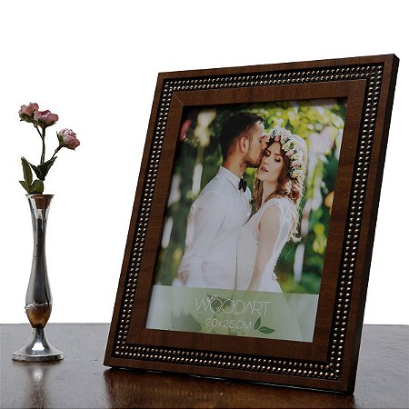 PORTA-RETRATO DE MADEIRA STRASS MARROM 20x25cm