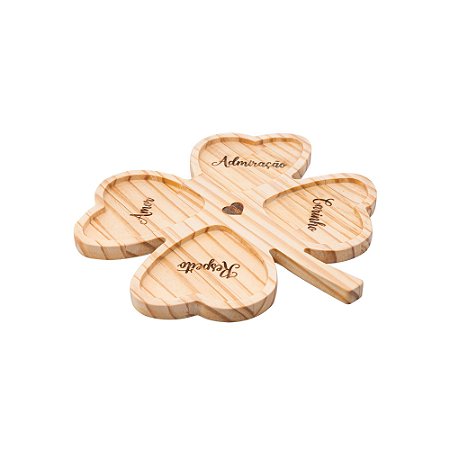PETISQUEIRA DE MADEIRA PINUS TREVO NAMORADOS 27CM X 27CM X 1,5CM - WOODART