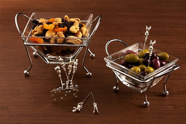 LEITEIRA DE AÇO INOX BICO DE PATO DOURADA 600ML - LYOR