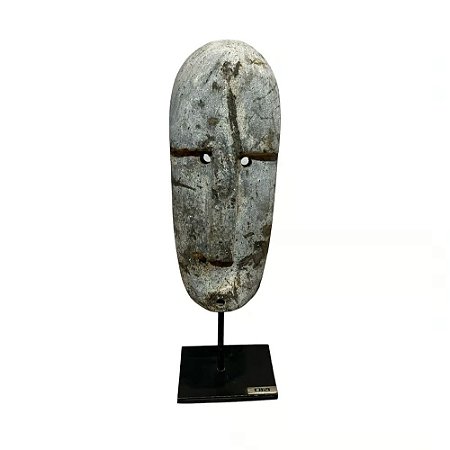 ESCULTURA DECORATIVA MINI MASCARA ETINICA IMPORTADA DEWI PEDRA NATURAL NEGRA COM SUPORTE A33CM
