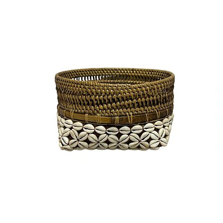 CESTARIA CENTRO DE MESA RATTAN E CONCHAS D22XA14CM