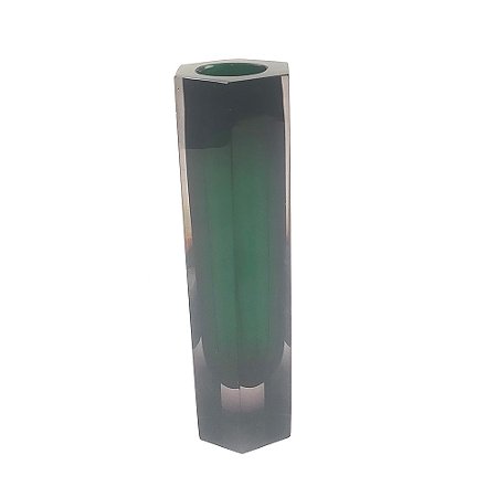 VASO DECORATIVO EM VIDRO VERDE 6CM X 5CM X 20CM