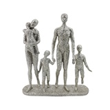 ESTATUETA DE RESINA FAMILIA PRATEADA