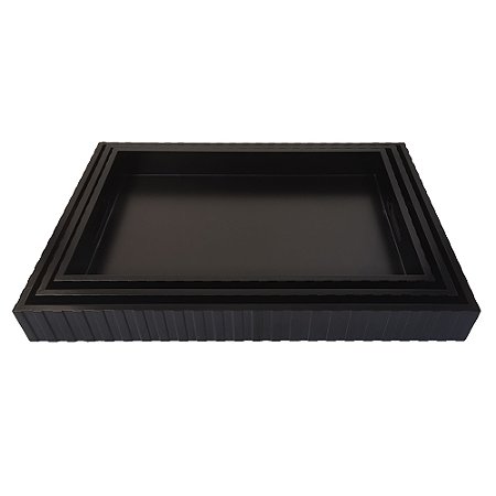 CJ. DE 3 BANDEJAS DECORATIVAS EM MADEIRA PRETO G:46CM X 33CM X 5CM X | M:43CM X